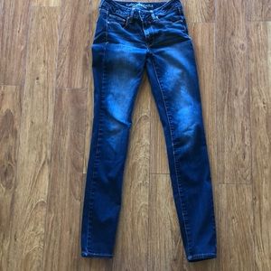 Women’s American Eagle Skinny Jeans